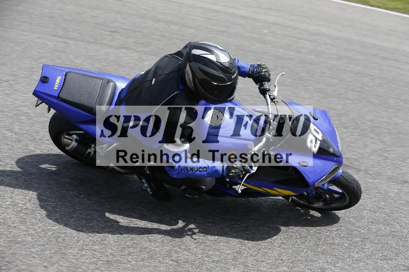 /Archiv-2024/29 12.06.2024 MOTO.CH Track Day ADR/Gruppe blau/20